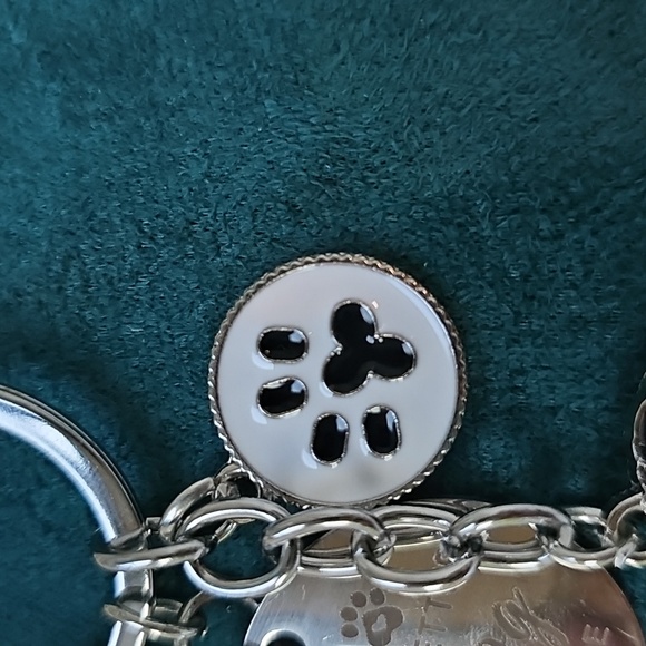 NEW! Enamel Border Collie "Life Is Better" Pawprint🐾 Keychain/Bag 🎒👜 Charm 🐕 - Picture 8 of 12